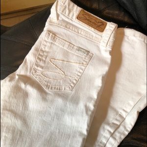 Seven 7 Rockie Slim sz 6
